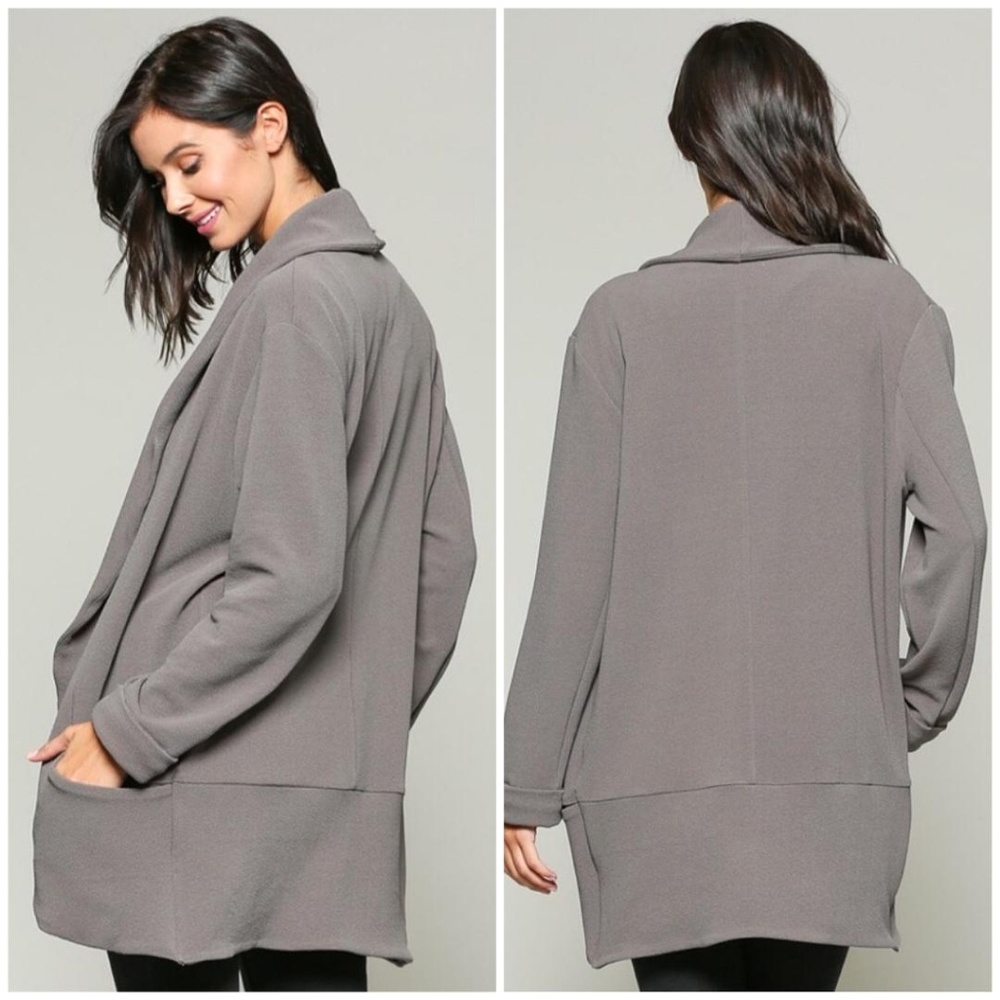 LAST ONE❗C+D+M Anthro Grey Oversized Blazer Cardi - Picture 2 of 2